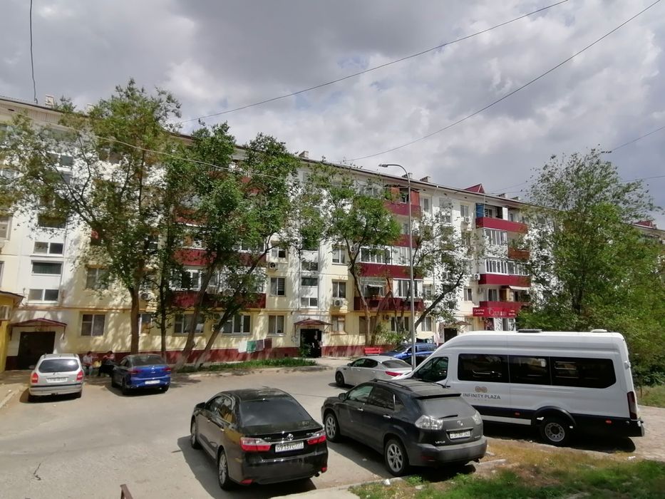 Продается 3 ком квартира, Авангард-3, 33