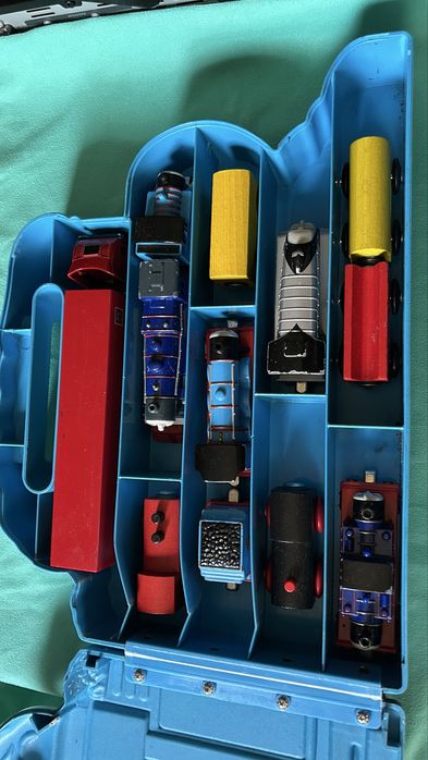 Оригинална ретро чанта за влакчета Томас + магнитни влакчета.