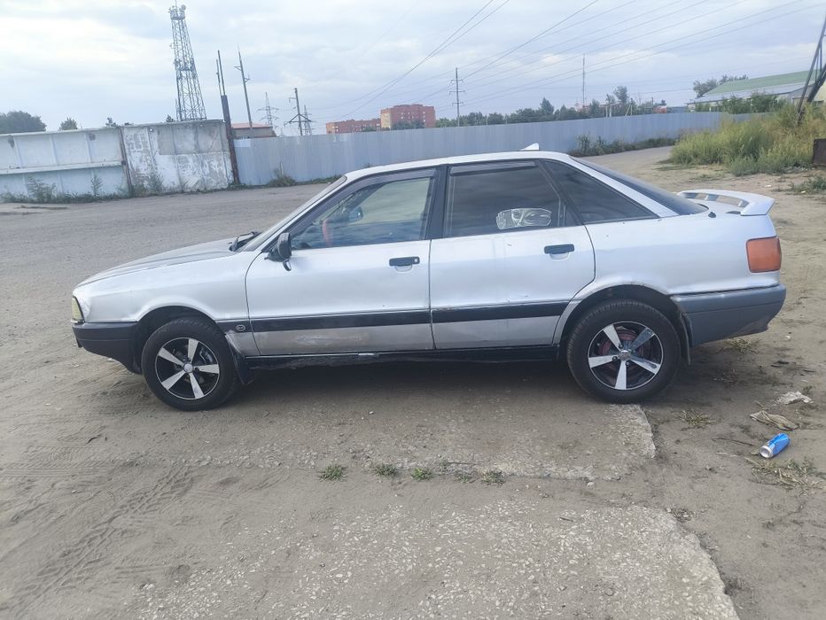 Продам Ауди 80 б3