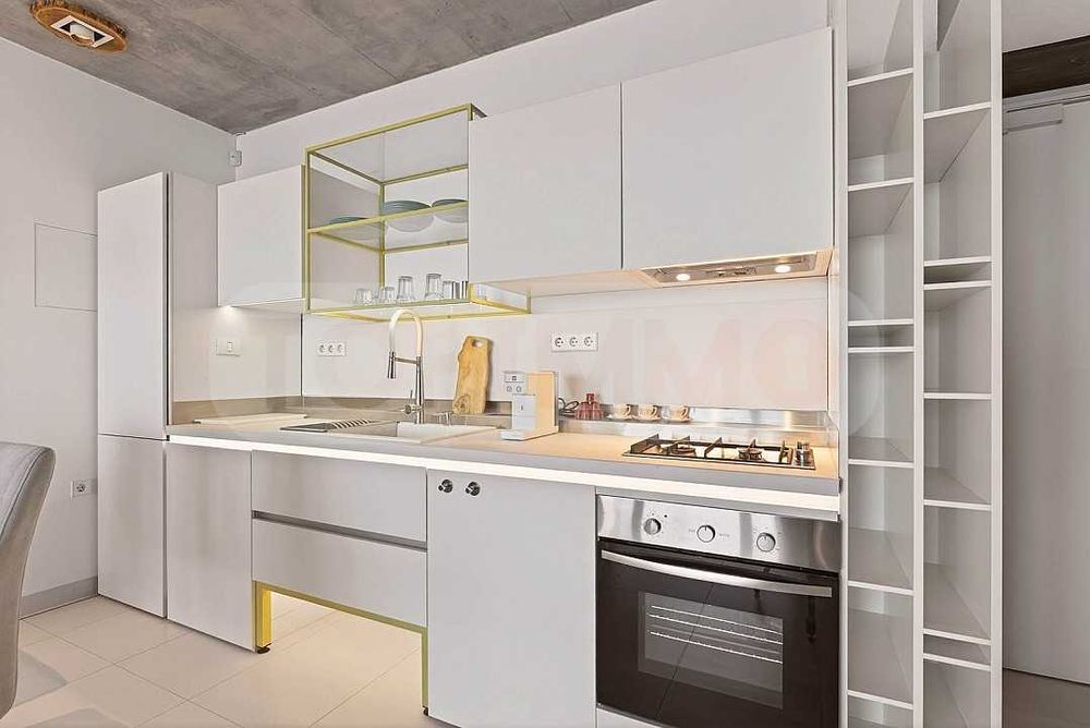 Дава се под наем Двустаен апартамент в Варна, Бриз - 60 кв.м за 1097.01 € - Снимка #3