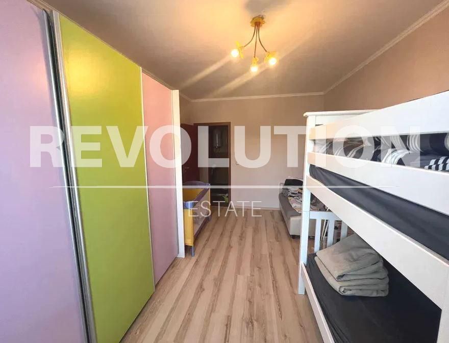 Дава се под наем Тристаен апартамент в к.к. Златни пясъци - 85 кв.м за 450 € - Снимка #4