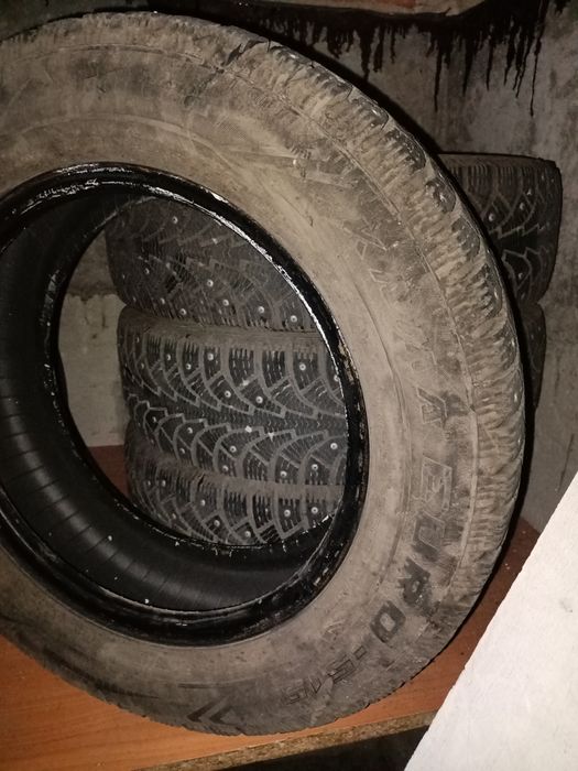 Продам зимние шины R14