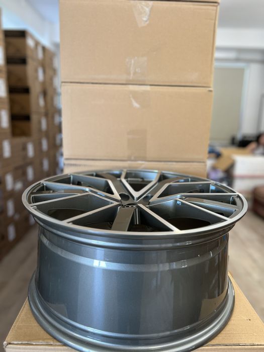 Jante Noi R19 sport pentru Audi A4 A5 A6 A7 A8 Q5 Q7