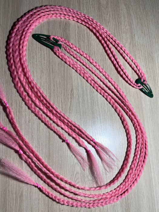 Заколки с канекалоном