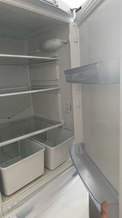 Срочно продам холодильник