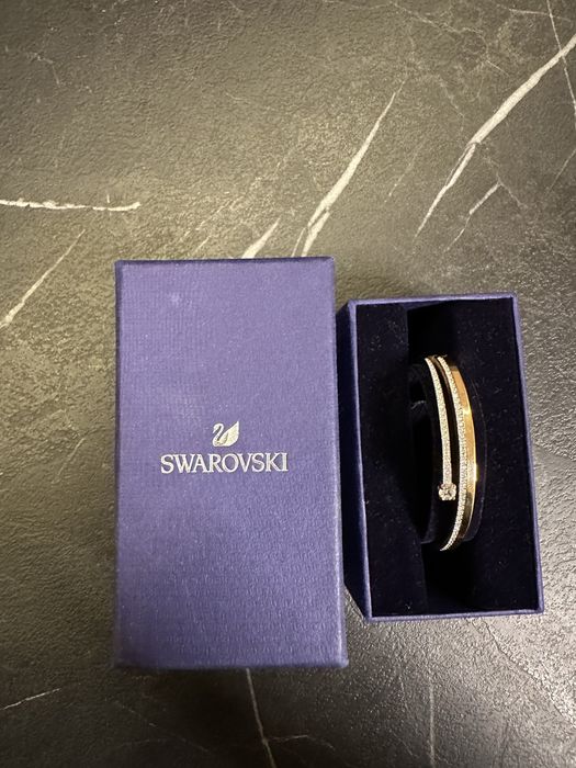 Продавам гривна Swarovski