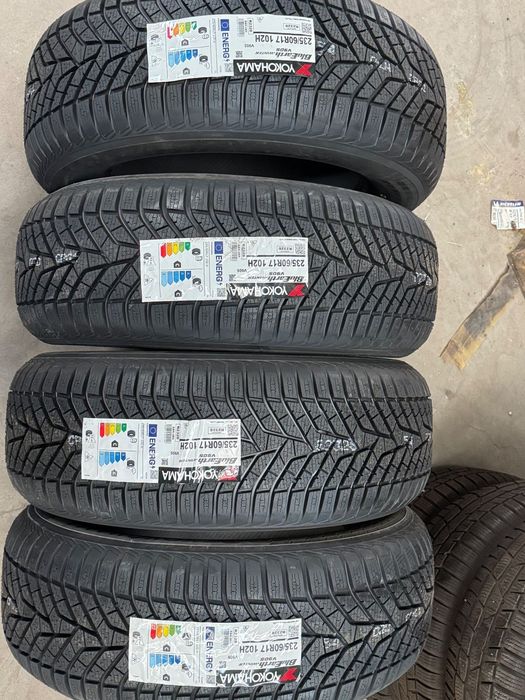 Vând 4 anvelope 235/60/17 Yokohama de iarnă noi