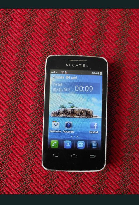 Telefon Alcatel în stare buna de funcționare. 
Model căutat datorita platformei sale de securitate.