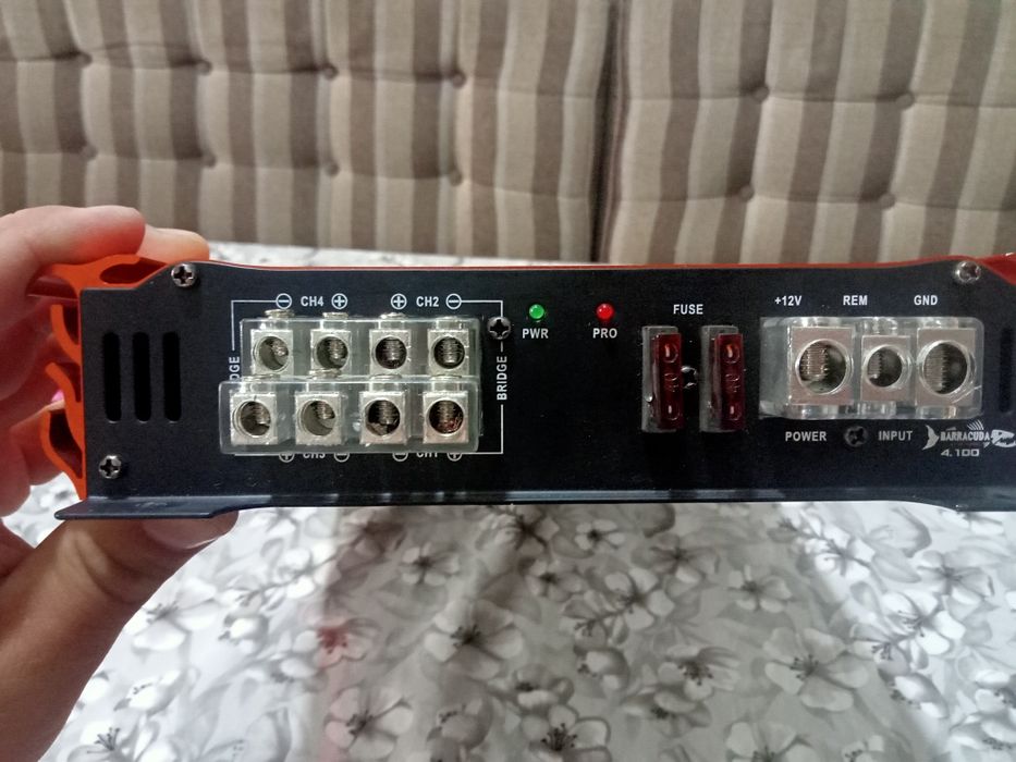 Продам усилитель Barracuda 4.100 в отличном состоянии.