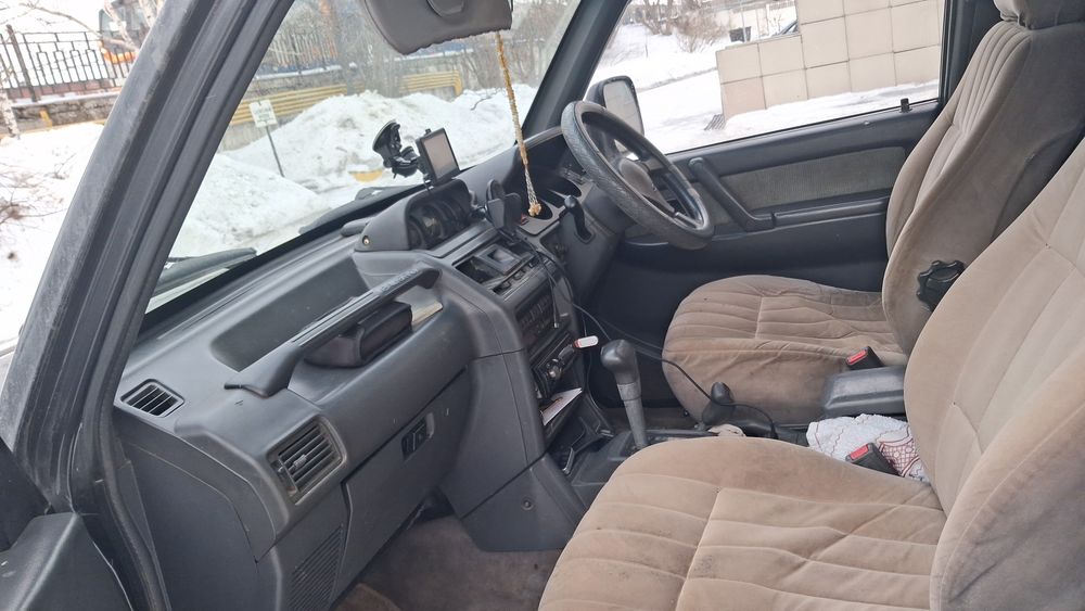 Митсубиси Паджеро 2