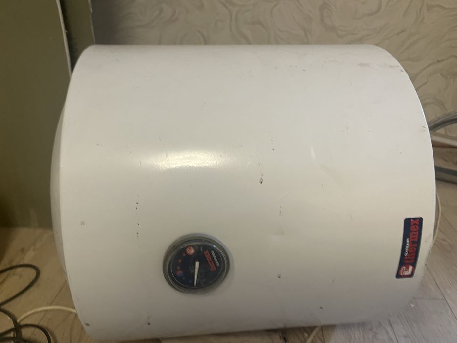 Продам бойлер 50 л