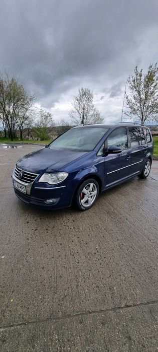VOLKSWAGEN Touran 2010 — imagine 2