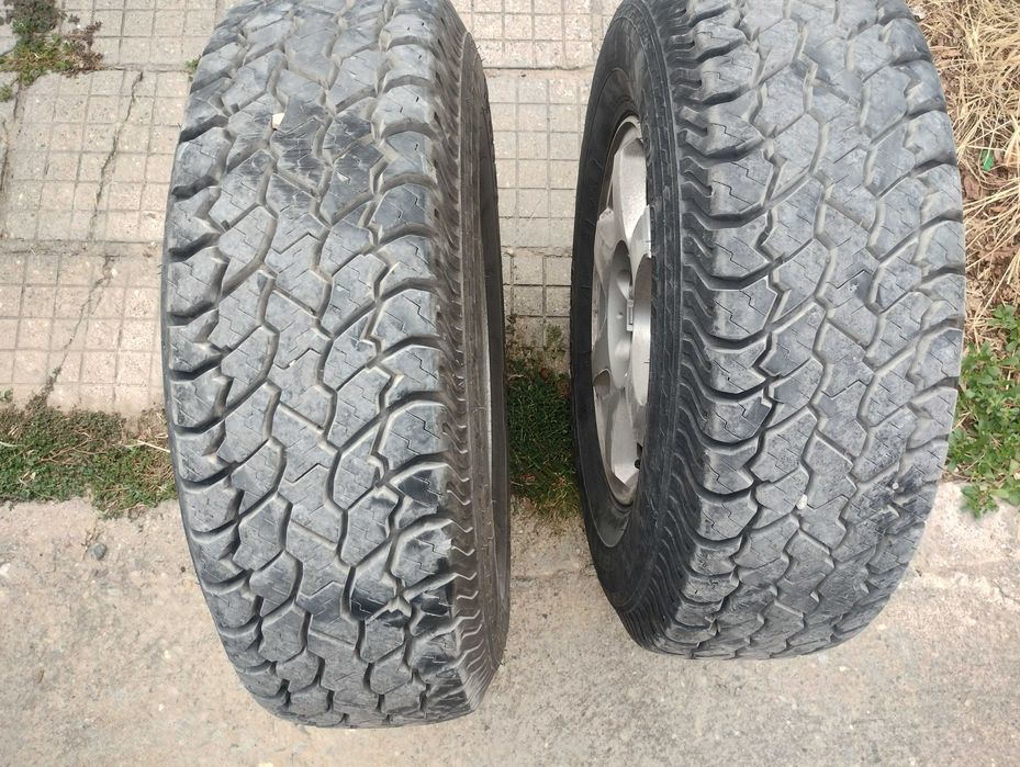 235/75/15 гуми all terrain 2броя