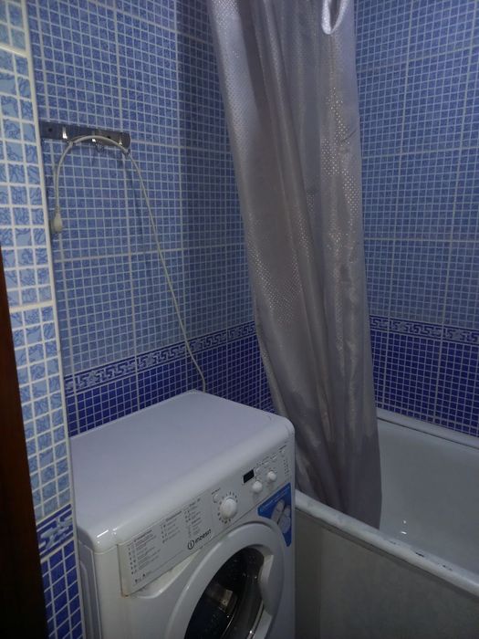 Sergeli 6 tida 2 xonali uy sotiladi