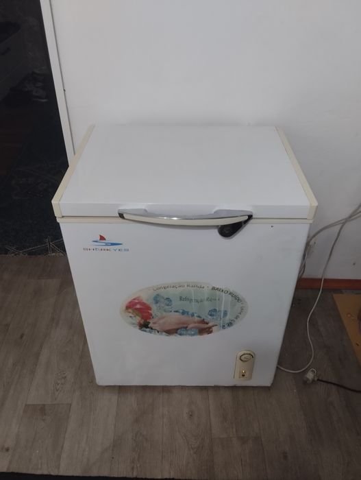 Морозильник  срочно