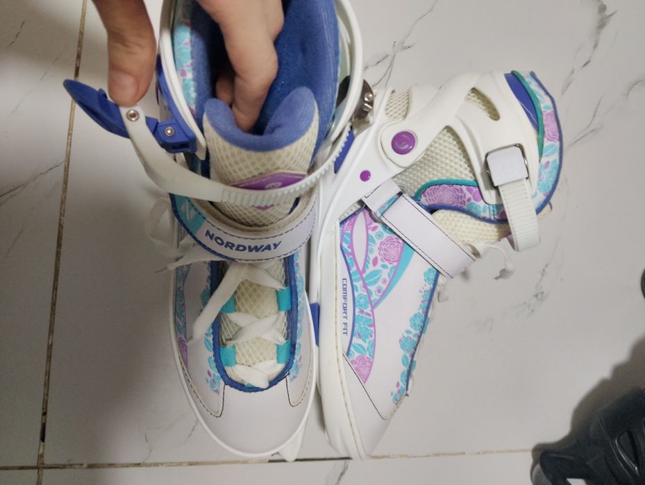 Продам коньки б/у