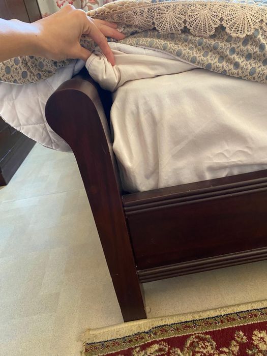 Продаю спальную гарнитуру