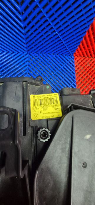 Far dreapta bixenon adaptiv bmw seria 3 E92 LCI 2012