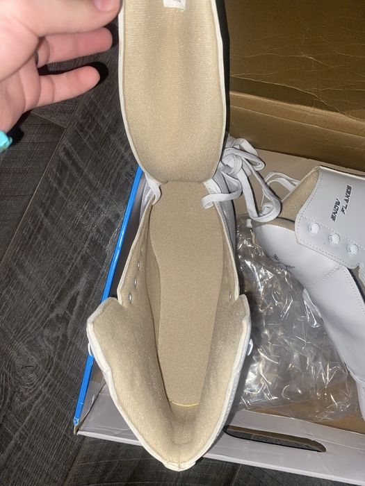 фигурные коньки