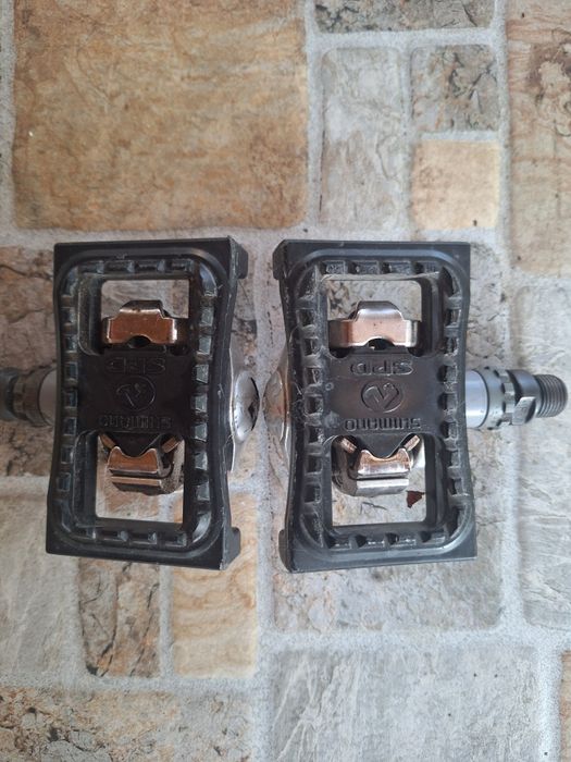 Pedale  semiautomate shimano