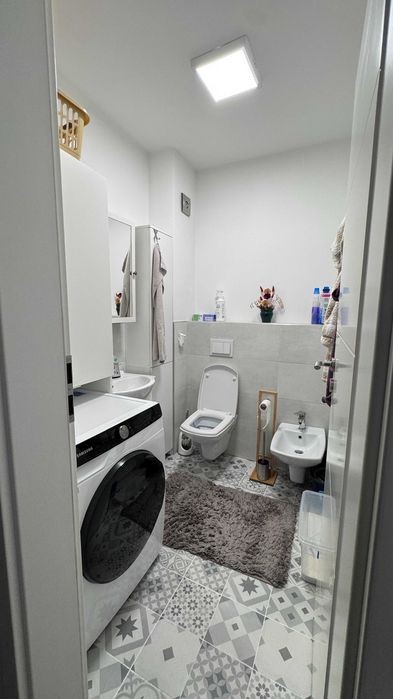 Apartament 3 camere | 70 MP + 47 MP terase |  Parcare + Boxa