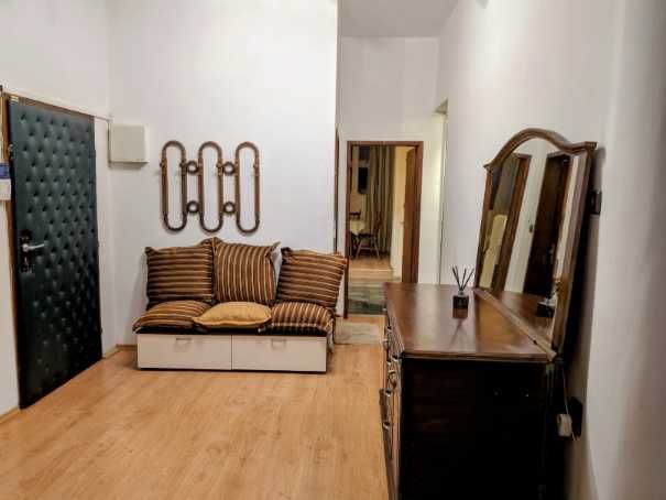 Продава се Тристаен апартамент в София, Люлин 8 - 82 кв.м за 3074 €/кв.м - Снимка #6