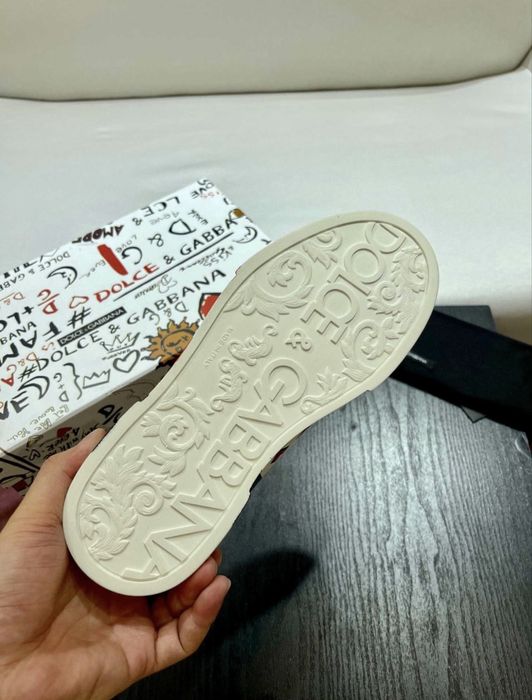 Adidasi dolce gabana