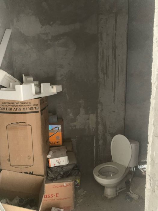 Новостройка. 2х комнатная квартира. 3 этаж.                       Аа