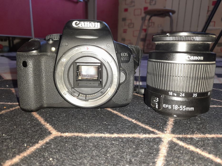 Продам Canon EOS 650D