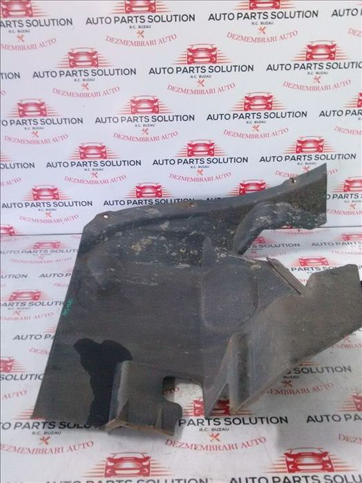 aparatoare noroi dreapta fata iveco 3.0d an fabr. 2009