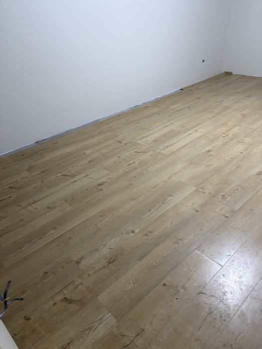 Продам ламинат бу