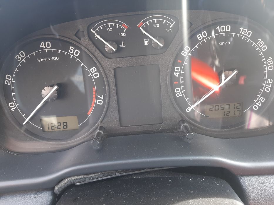 Skoda octavia 1.6 gpl