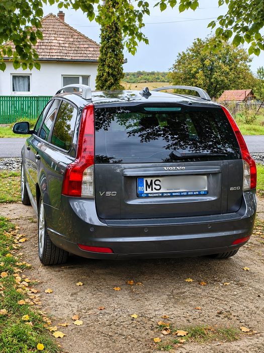 VOLVO V50 2008 — imagine 2