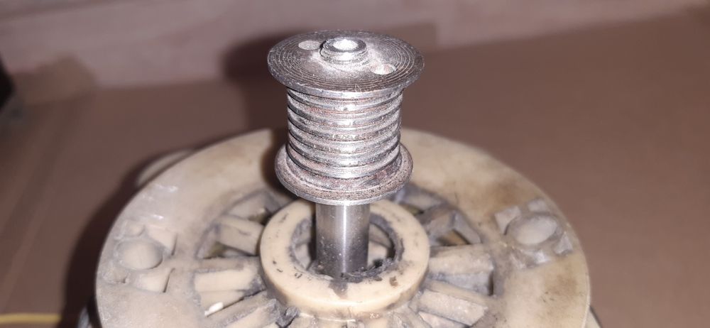 Двигатель электрический