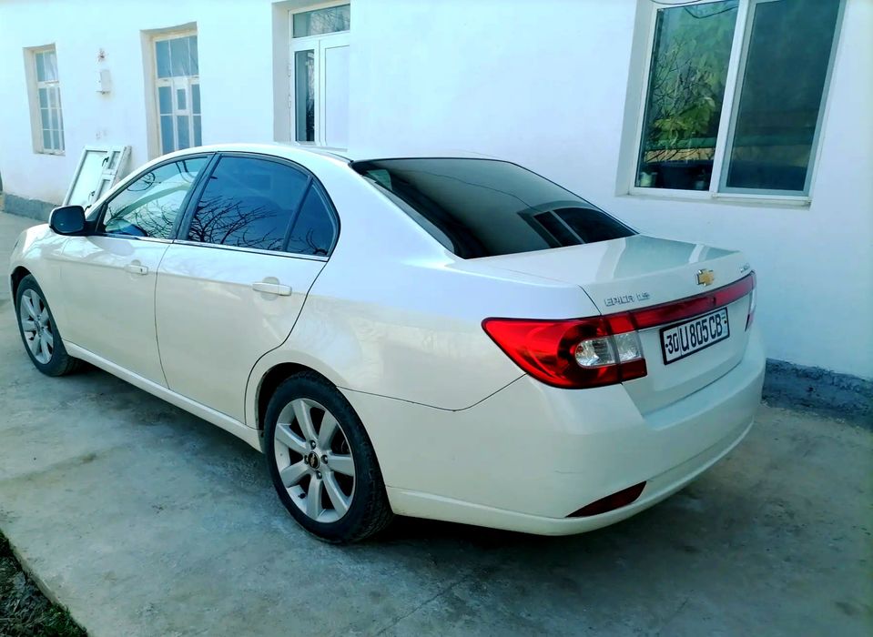 Chevrolet Epica 2010 yil