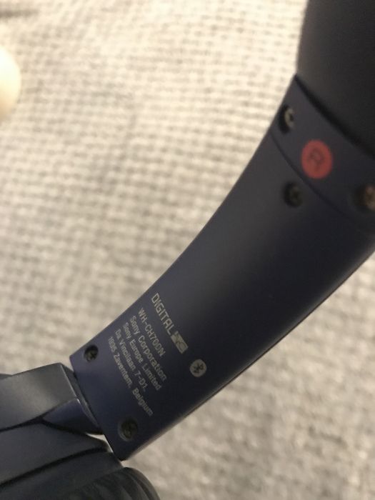 Casti Sony Bluetooth