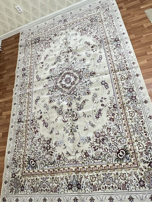 Продаю турецкий ковер 2х3