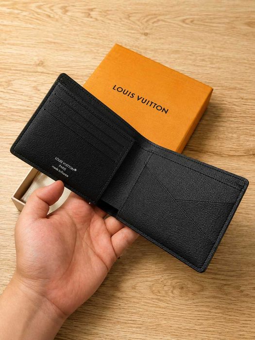 Louis Vuitton бумажник Epi кожа