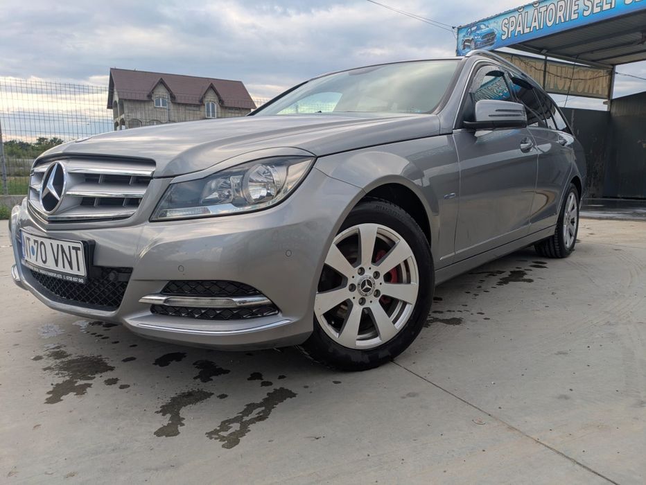 MERCEDES-BENZ C-Class 2011 — imagine 1