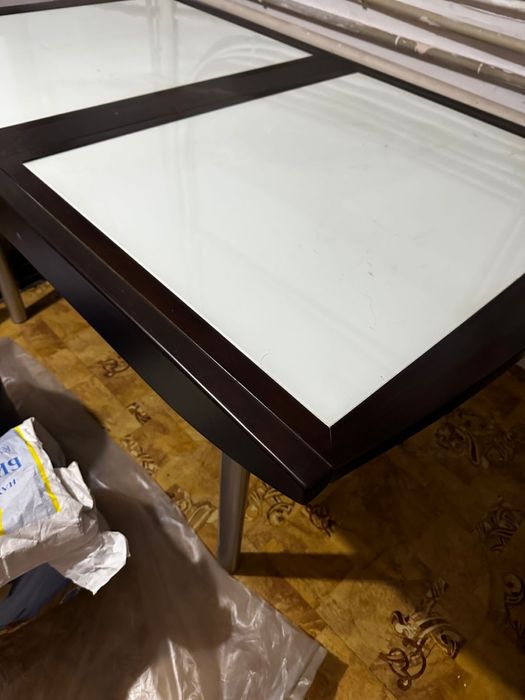 Продам столы 2 метра