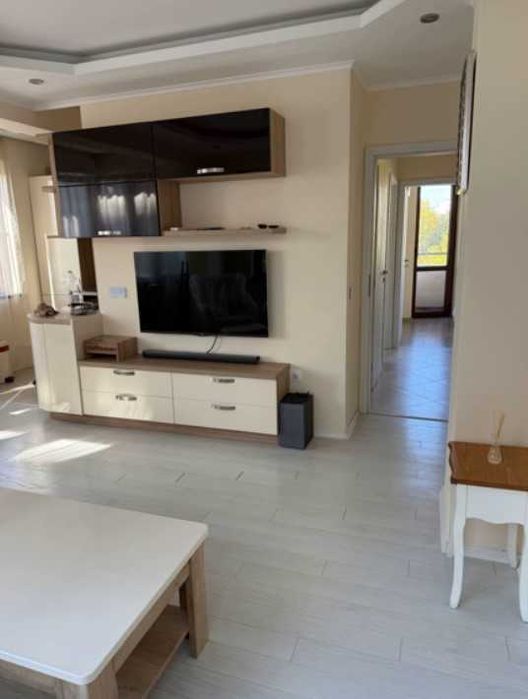 Дава се под наем Тристаен апартамент в София, Сухата река - 80 кв.м за 697.17 € - Снимка #1