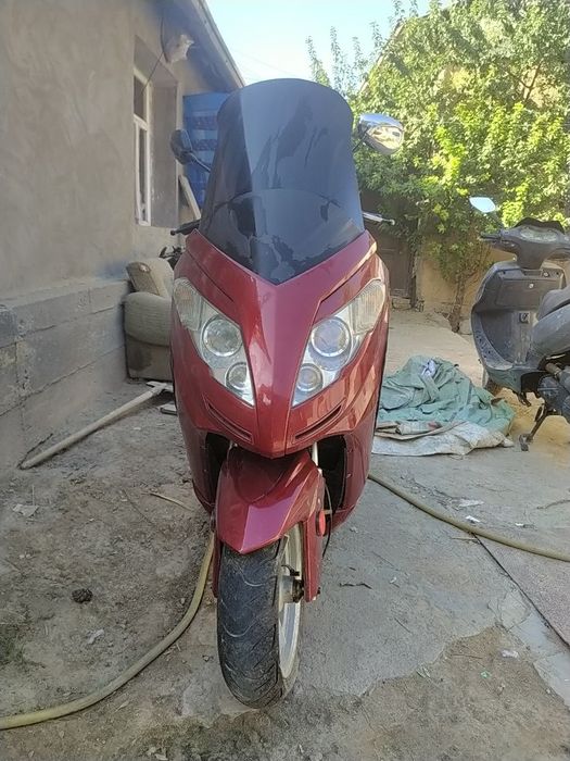 Мотоскутер Real Moto