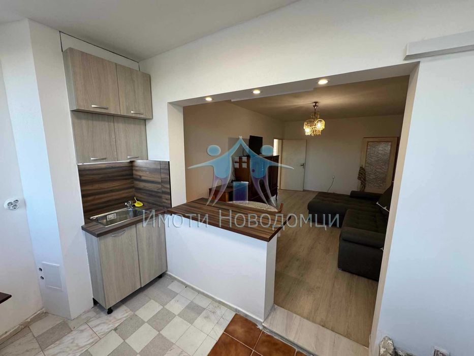 Продава се Тристаен апартамент в Шумен, Пазара - 83 кв.м за 1470 €/кв.м - Снимка #2