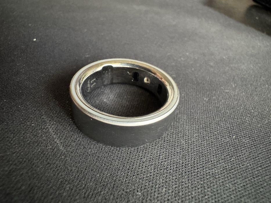 Oura Ring 4 Brushed Silver Size 11