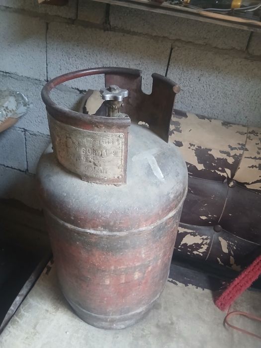 Газовая баллон итьььбььь