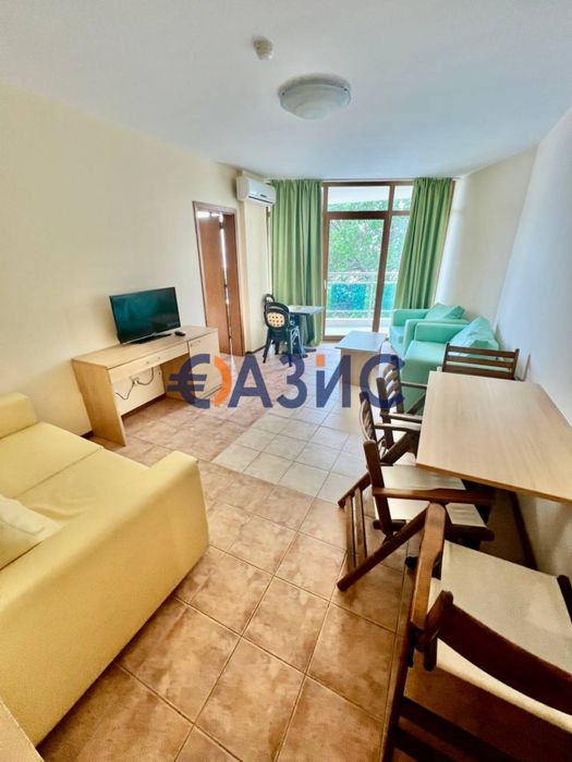 Продава се Двустаен апартамент в к.к. Слънчев бряг - 75 кв.м за 1020 €/кв.м - Снимка #6