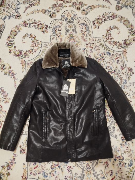 Зимняя кожаная куртка