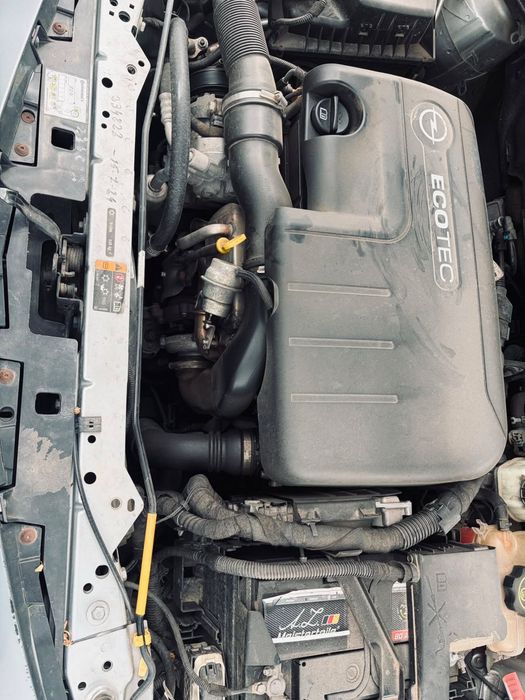 OPEL Astra 2013 — imagine 4