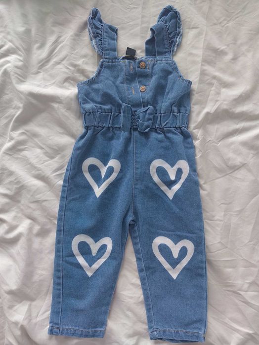 Дрехи на лот за момиченце