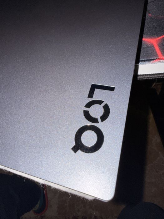 Laptop gaming Lenovo LOQ